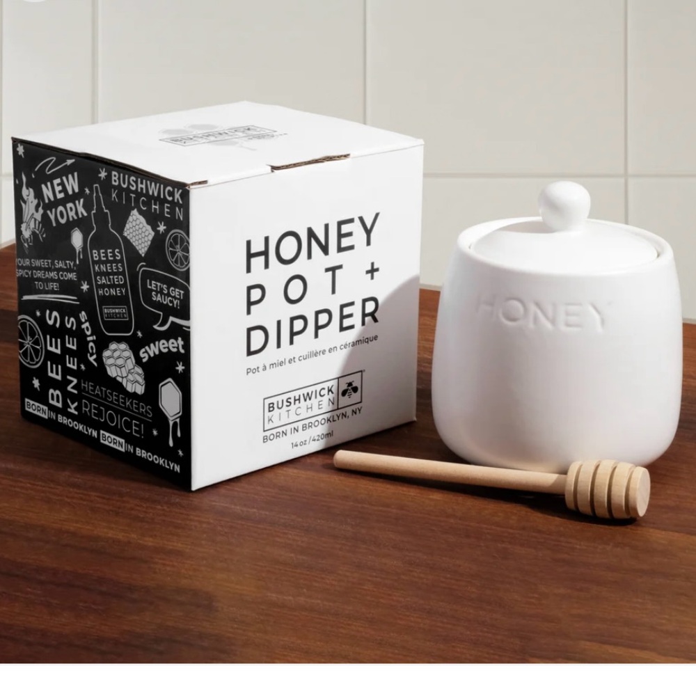 NWT / Bushwick Kitchen + Short Stories / Honey Jar + Dipper ♥️